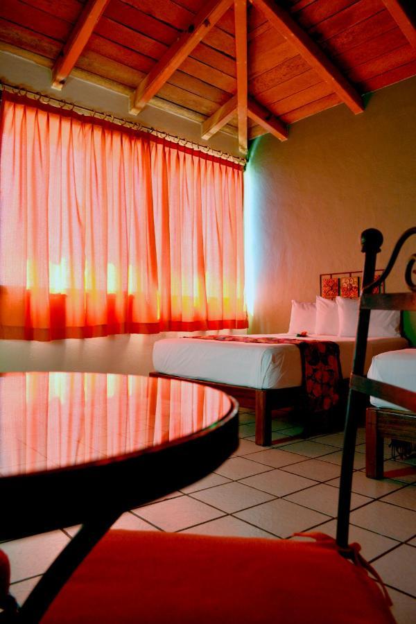 Hotel Aldama Colima Exterior foto