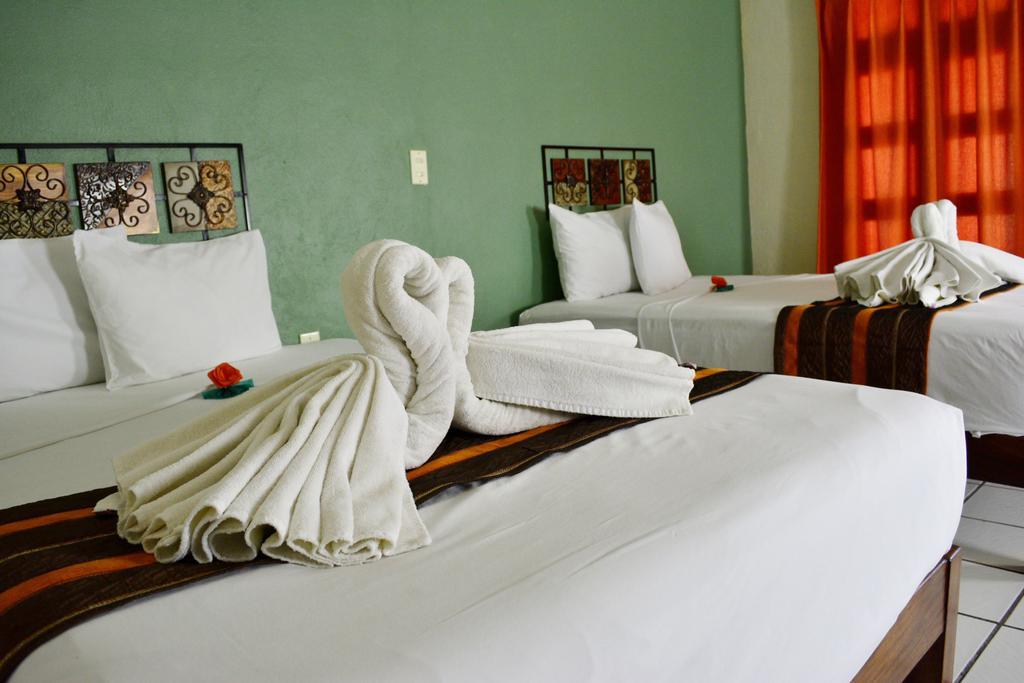 Hotel Aldama Colima Zimmer foto