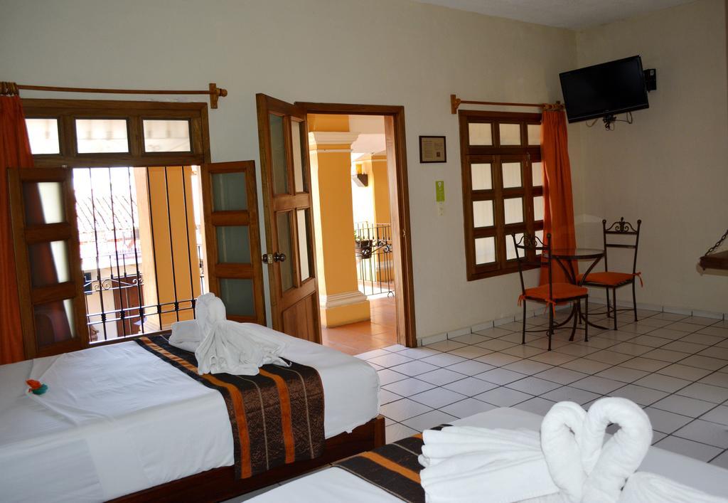 Hotel Aldama Colima Zimmer foto