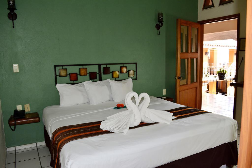 Hotel Aldama Colima Zimmer foto